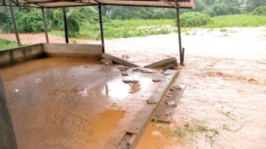 Several parts of Pernem taluka  witness flood-like situation