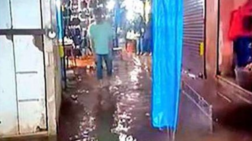 Severe Flooding Paralyzes Margao’s Gandhi Market and South Goa Hospital Entrance 1 Severe Flooding Paralyzes Margao’s Gandhi Market and South Goa Hospital Entrance