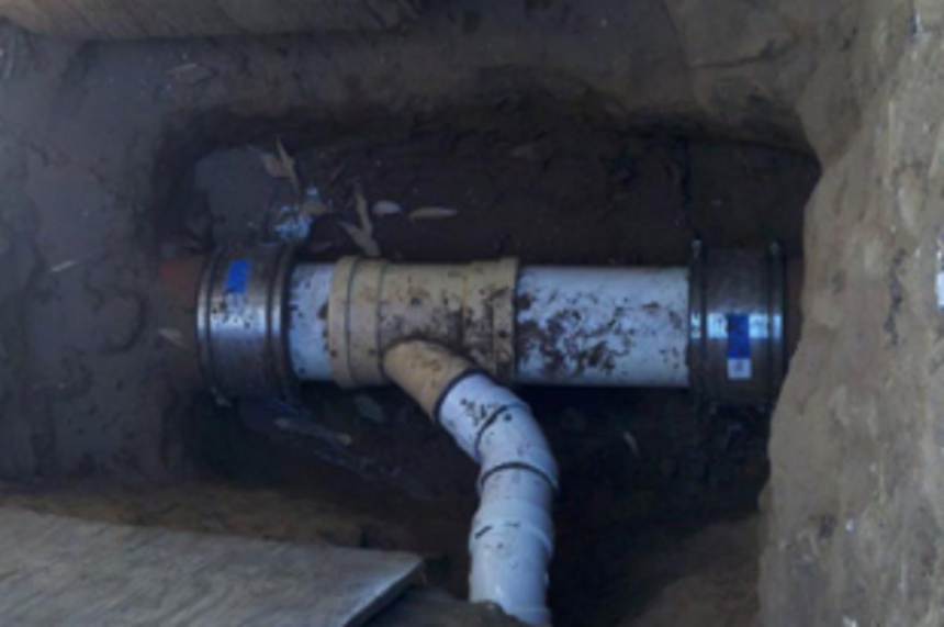 Sewer connections mandatory for houses 1 Sewer connections mandatory for houses