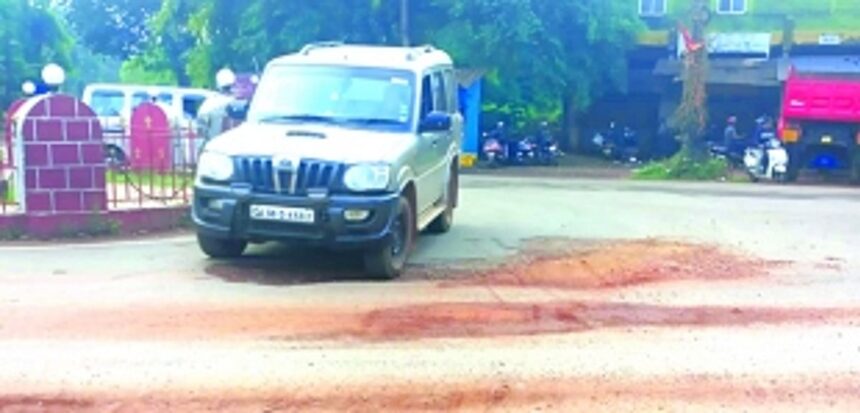 Sewerage, underground cabling  works leave Curchorem roads in bad shape