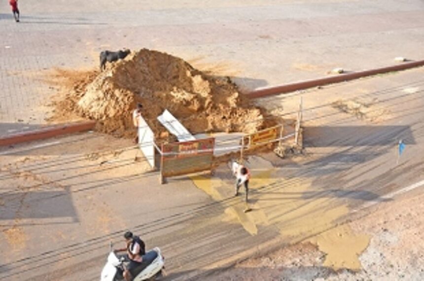 Sewerage ‘mess’ in Smart City Panjim