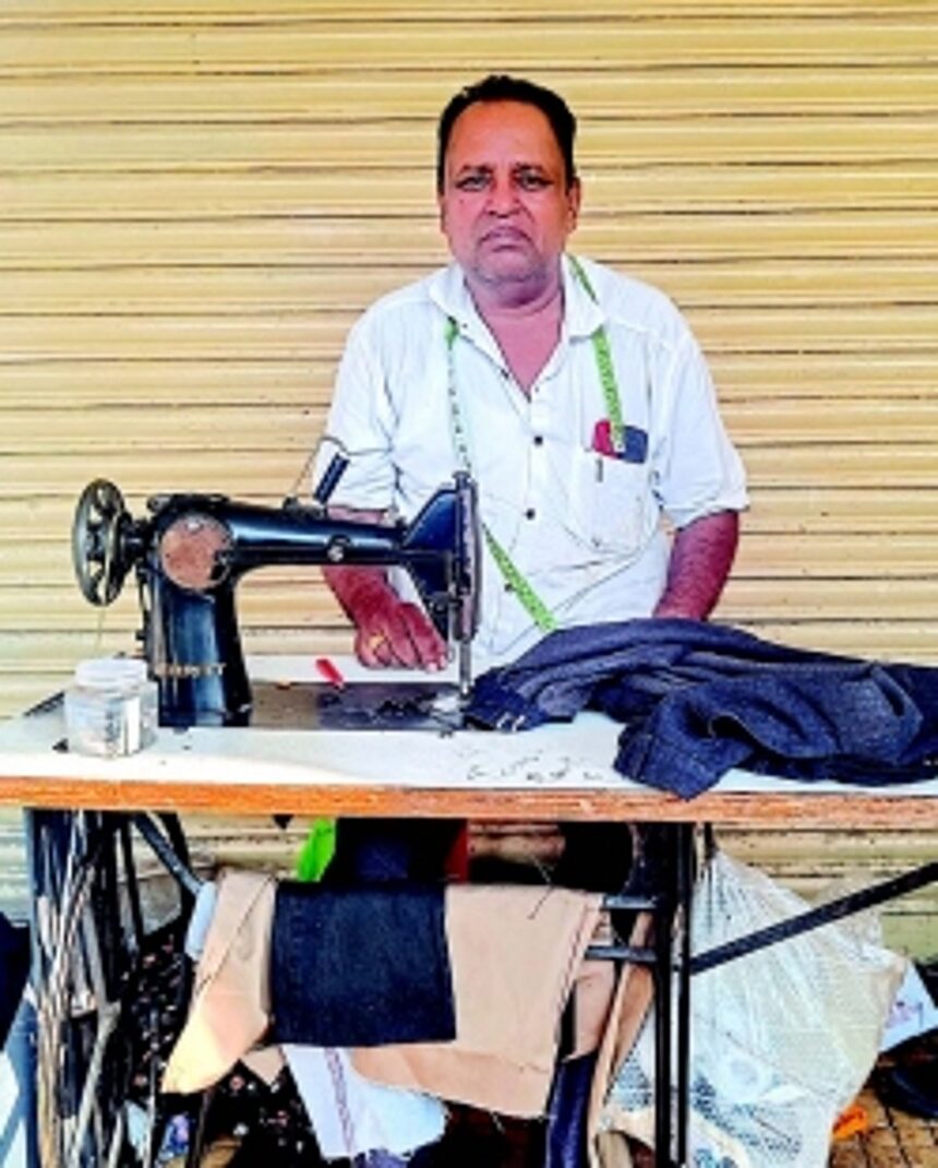 Sewing through his struggles, Margao’s ‘Basha tailor’ comes to the rescue in a pinch 1 Sewing through his struggles, Margao’s ‘Basha tailor’ comes to the rescue in a pinch