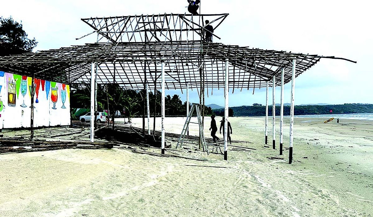 Shack owners gladdened by early start as shack setup begins across South Goa