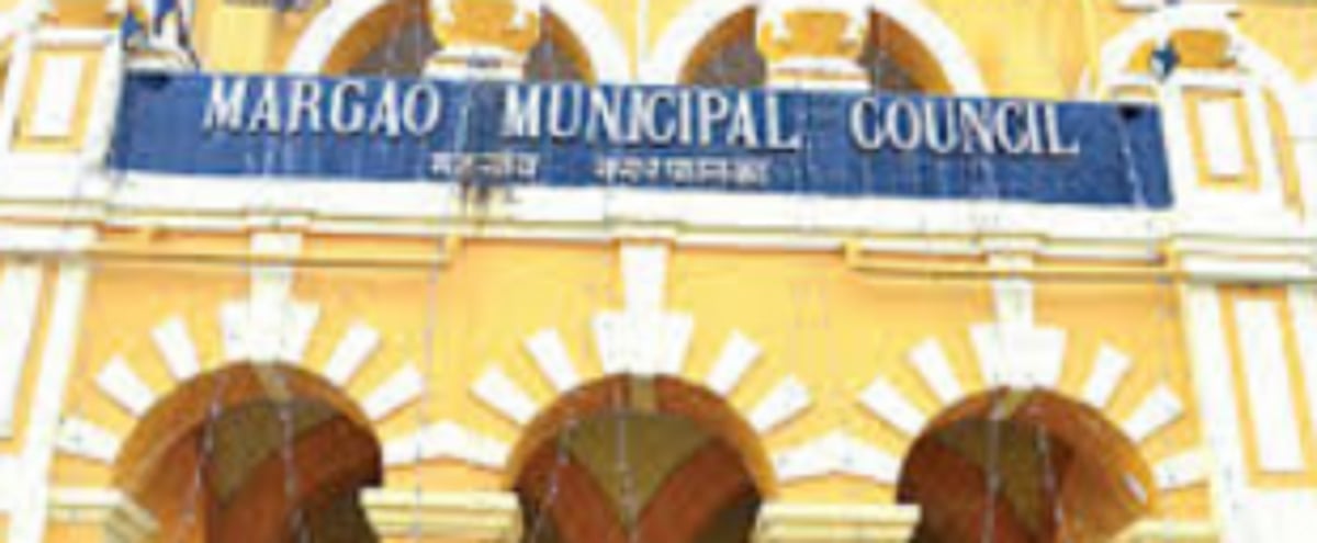 Shadow Council  urges MMC to  provide staff masks