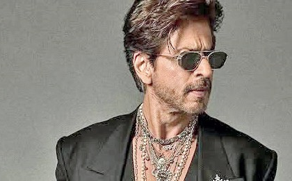 Shah Rukh Khan’s Met Gala Debut: A Historic Moment Marred by Awkward Ignorance