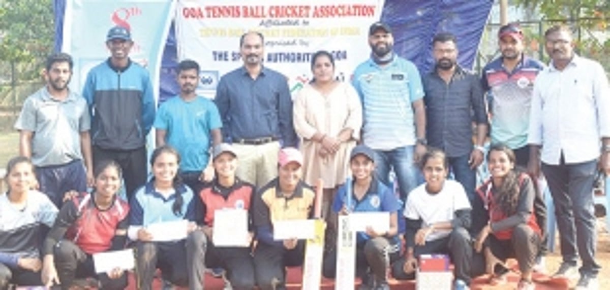 Sharada wins single wicket cricket