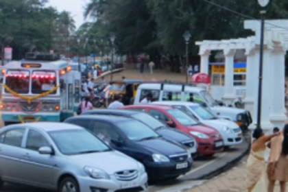 Shift Miramar bus stop  for traffic convenience