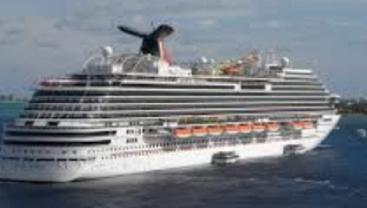 Ship with 100 Goan seafarers anchored off Goa coast