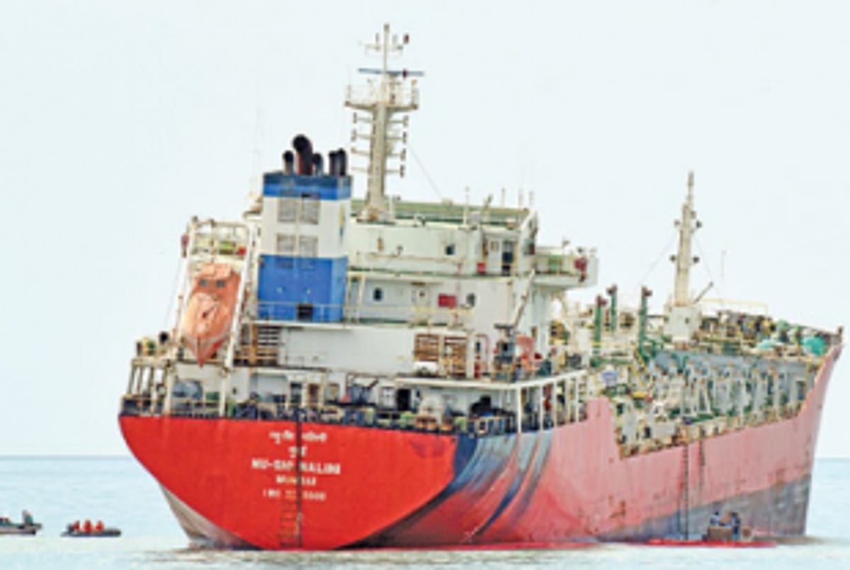 Shipping industry on verge of collapse  due to panic situation, says AAP