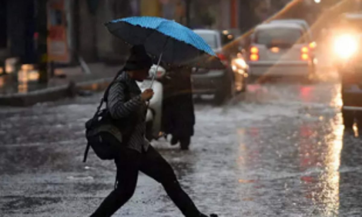 Shops selling monsoon goods  must be kept open: Pondaites