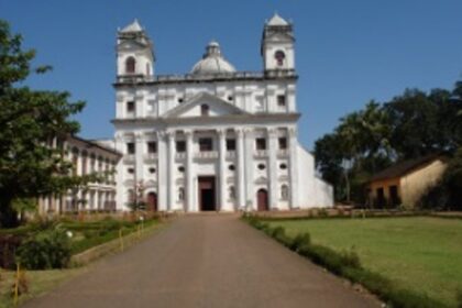 Should commercial development be banned around religious sites?