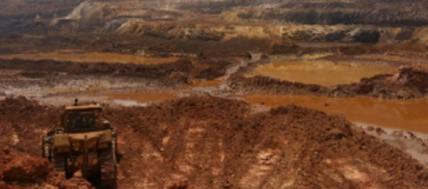 Show cause notice issued to mining firm in Pissurlem 1 Show cause notice issued to mining firm in Pissurlem