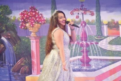 Showcasing her acting chops on the tiatr stage