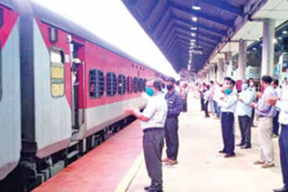 Shramik trains continue to ferry migrants