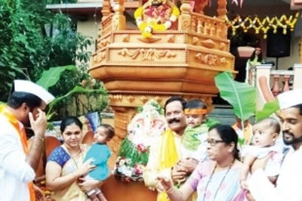 Shripad Naik joins thousands in Ganesh Visarjan held on fifth-day