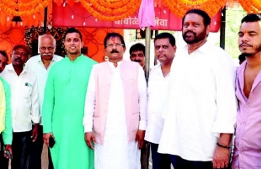 Shripad tours Santa Cruz Assembly segment