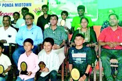 Shubham wins SRS Chess Tournament