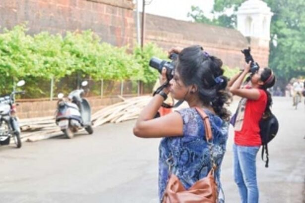 Shutterbugs, celebrate!