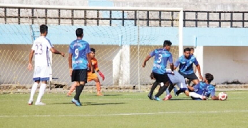 Signals edge past Cavelossim