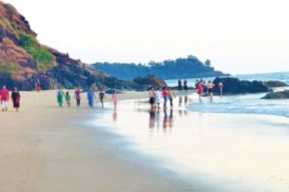 Signs of tourism kick-start   in southernmost beaches,  but soul yet to return