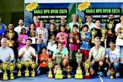 Simran wins treble, Mano grabs two titles