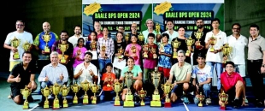 Simran wins treble, Mano grabs two titles