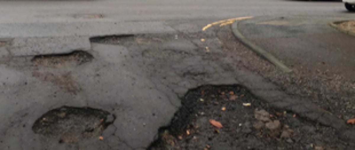 Siolim, Assagao roads in bad  condition; locals demand facelift