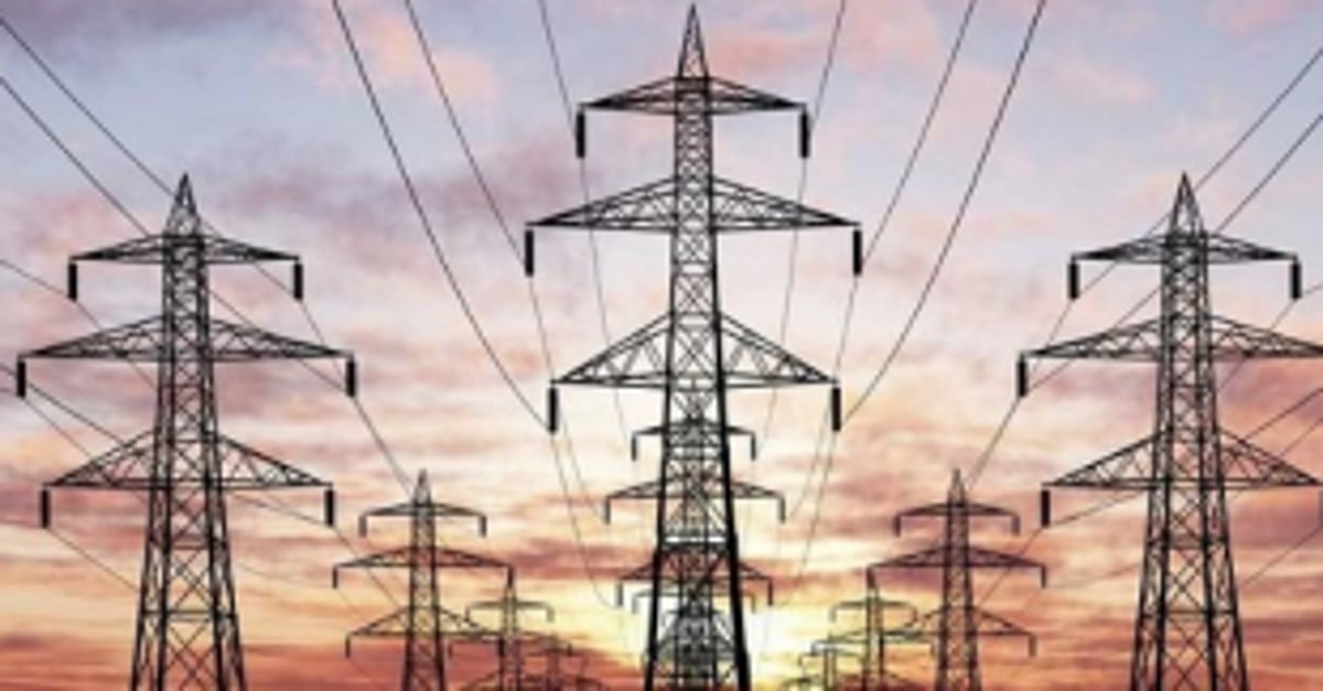Siolim Marna villagers meet  EE over voltage issues