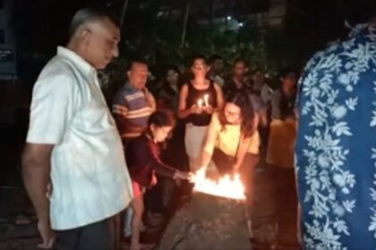 Siolim roads lit with anger and solidarity for environment protection