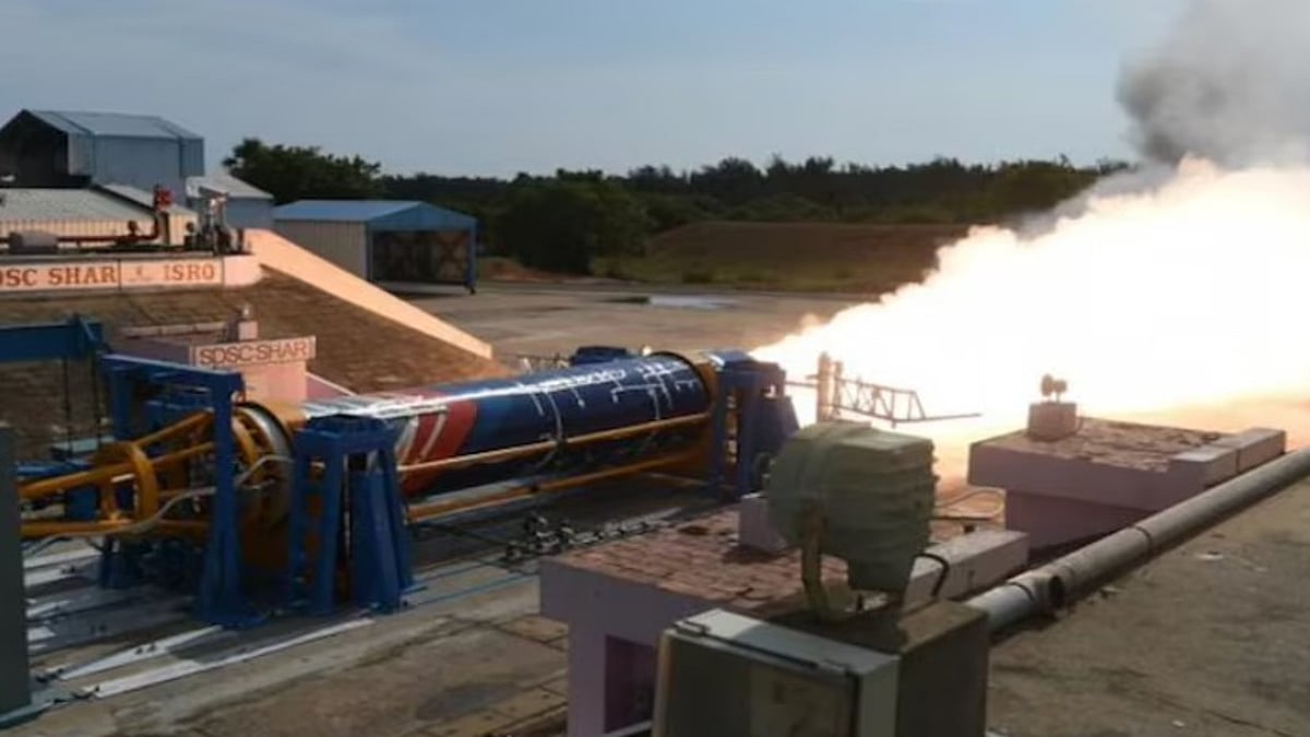 Skyroot Aerospace Successfully Tests KALAM 1200 Solid Rocket Motor, Paving Way for Vikram-1 Launch