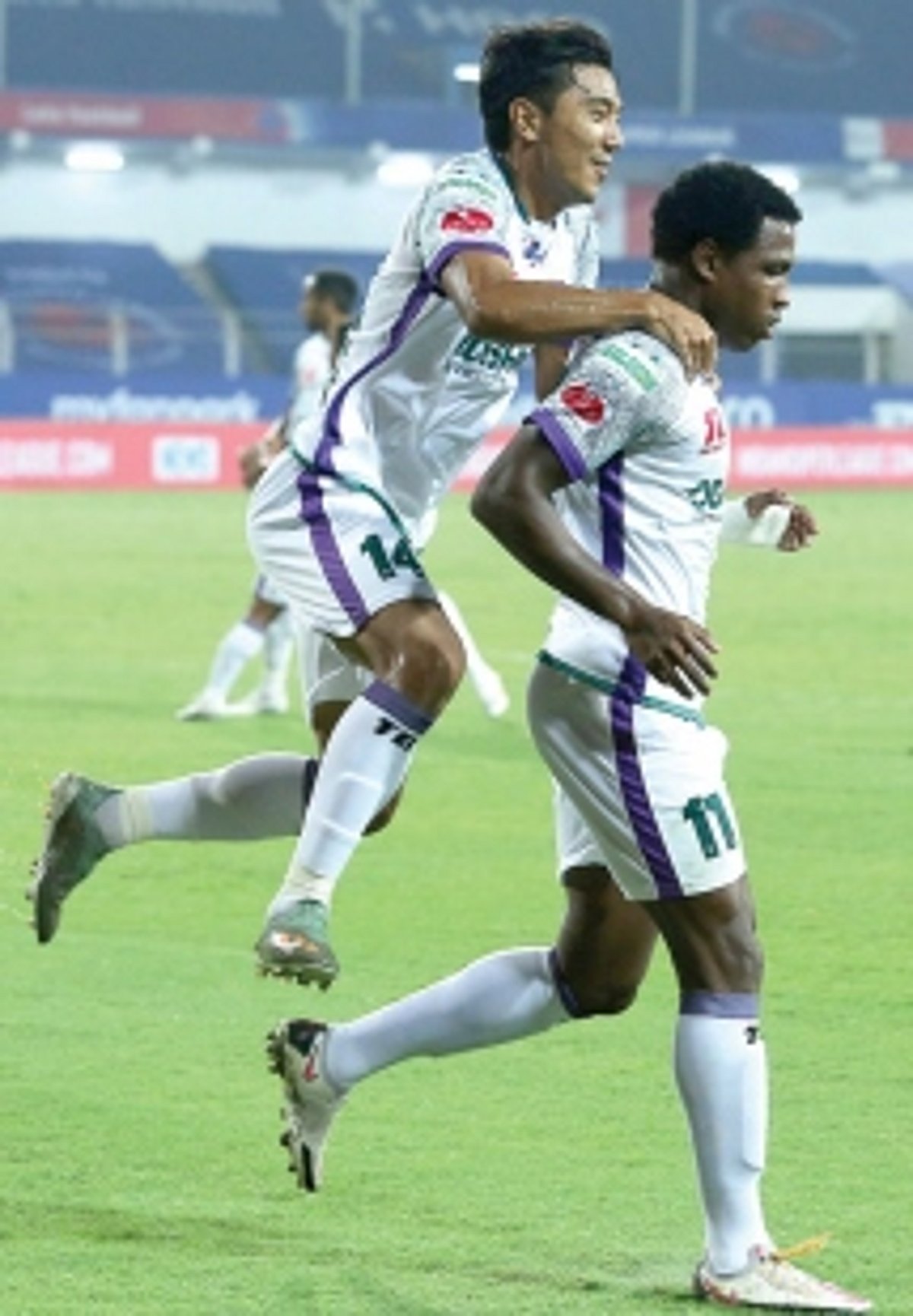 Sloppy Odisha help Bengaluru rescue a point