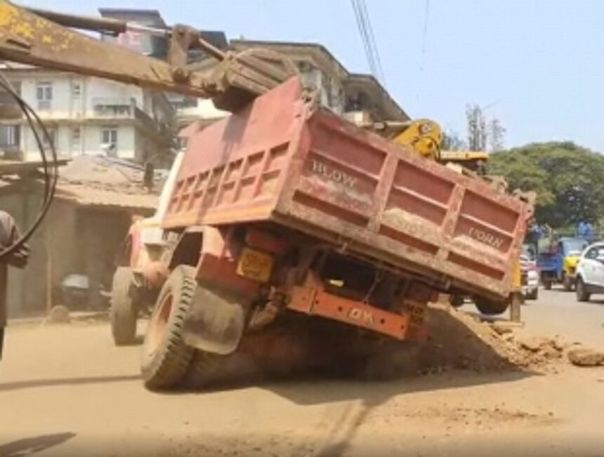 Smart City, G20 work at  420 speed keeps piling misery  on ailing businesses