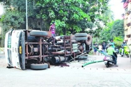 Smart City road caves in at Tonca, sewage tanker takes a plunge