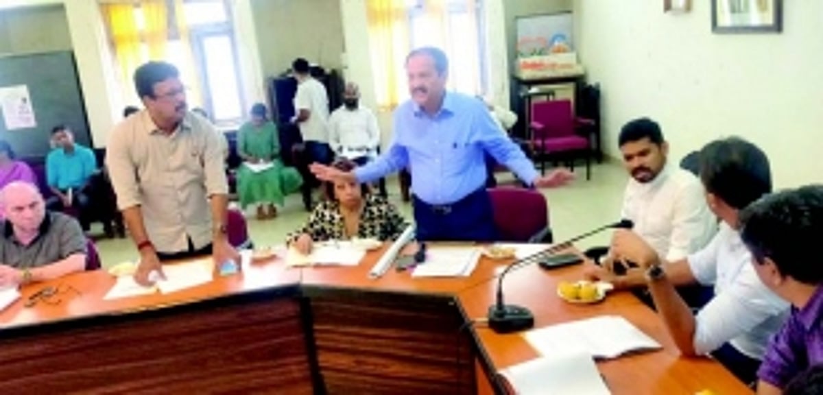 Smart City works, pay parking, sopo,  Ashtami fair rock CCP meeting