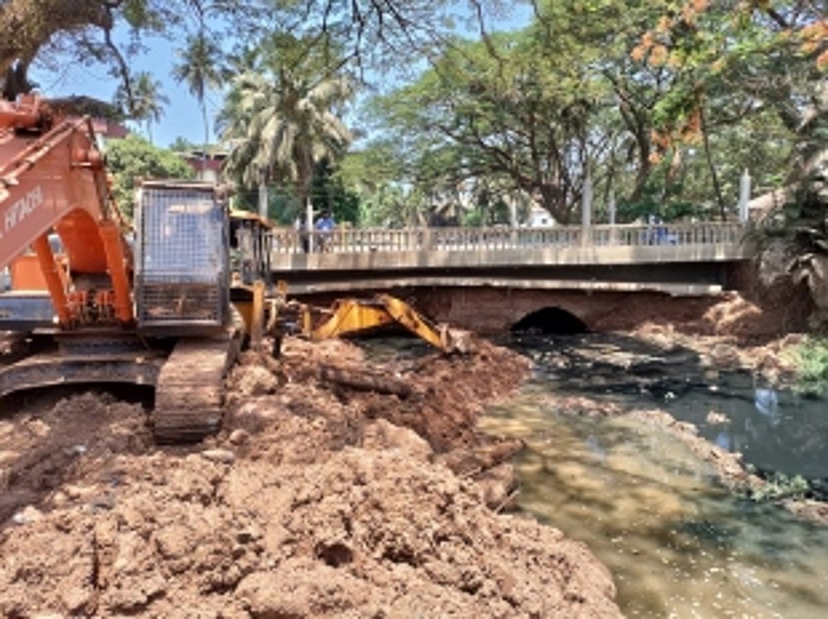 Smart city heroes trying to ruin structures built during Portuguese era?