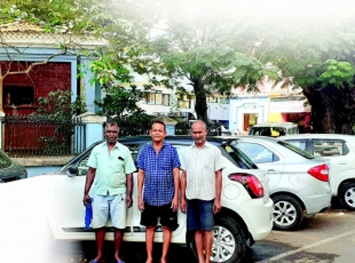 Soapy hustle: The success story of  Panjim city’s car wash veterans