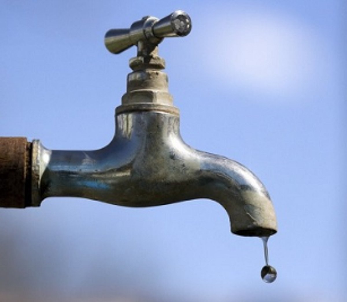 Socorro residents confront PWD EE over water woes