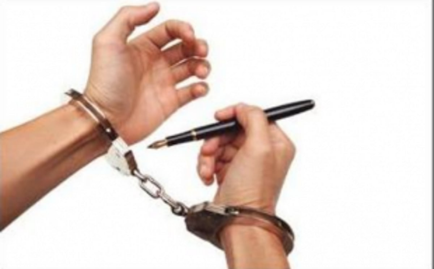 Socrates has to die…