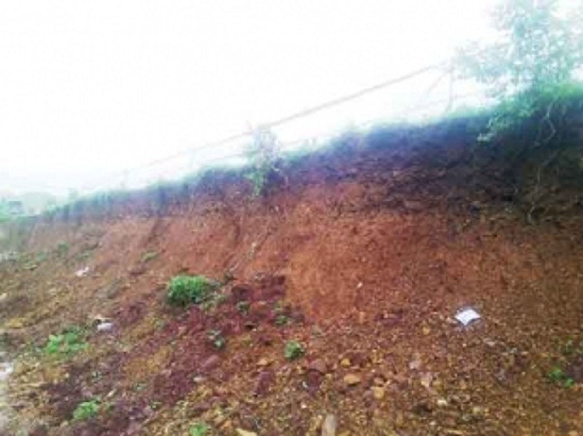 Soil erosion along Curti road poses threat to motorists
