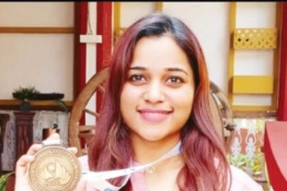 Solution on Katya expected today: Gaude