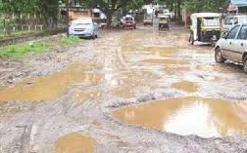 Some civic problems remain unattended as Adpai village celebrates Chaturthi