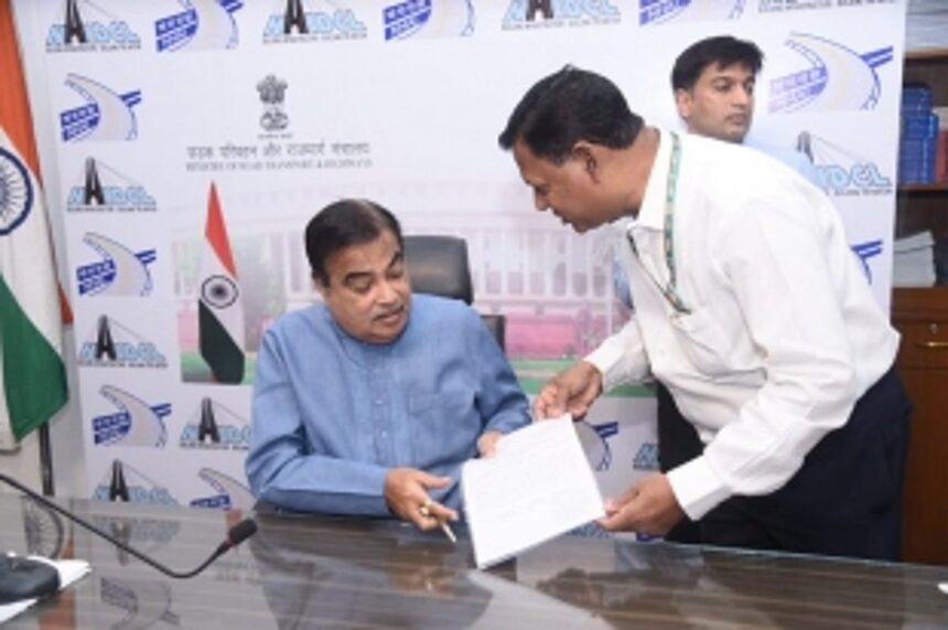 South Goa MP Capt Viriato Fernandes meets MoRTH Minister Gadkari