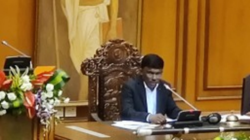 Speaker Ramesh Tawadkar Clarifies Question Selection in Assembly: 'Every MLA Equal, No Bias in Process' 1 Speaker Ramesh Tawadkar Clarifies Question Selection in Assembly: 'Every MLA Equal, No Bias in Process'