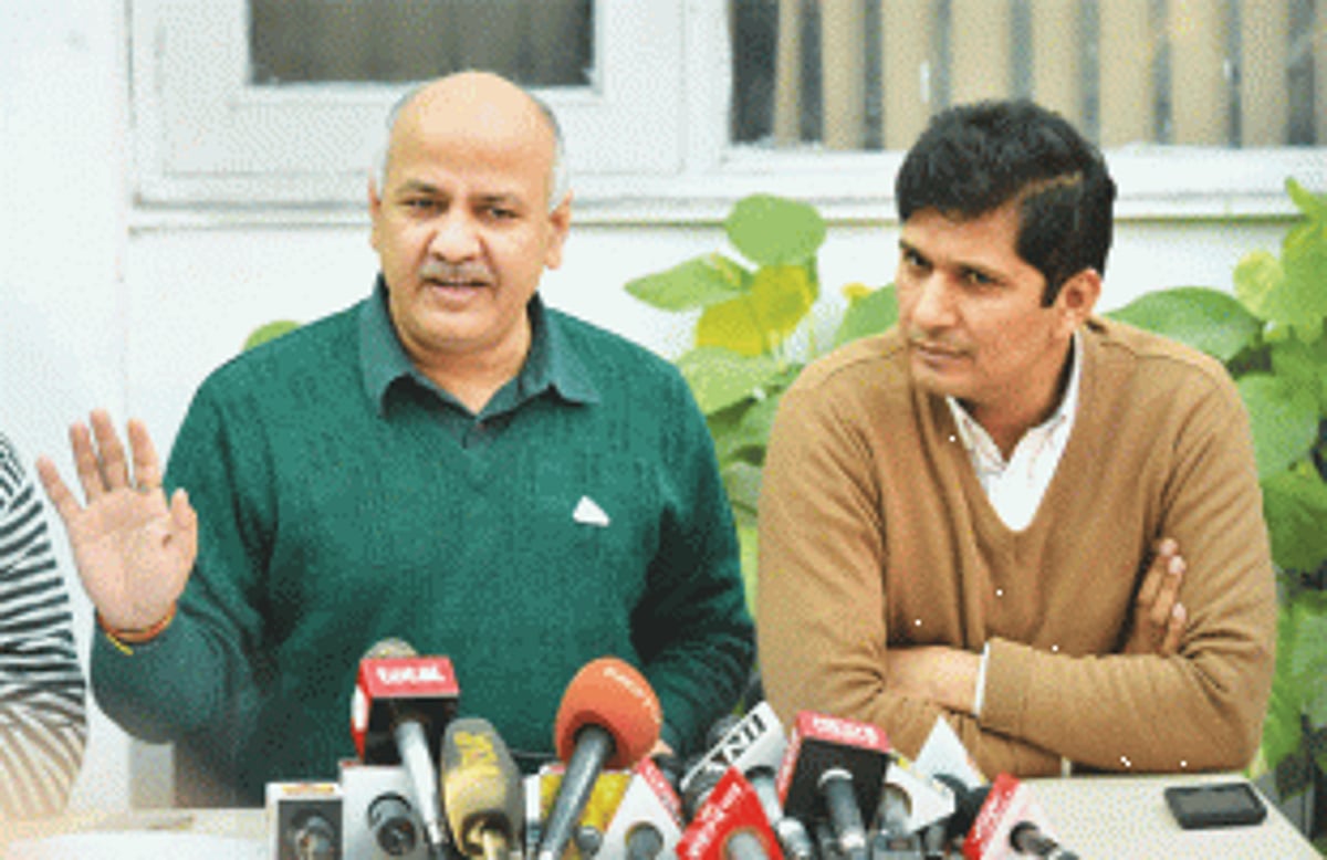 Speaker, Sisodia say reference to Rajiv not part of adopted resolution