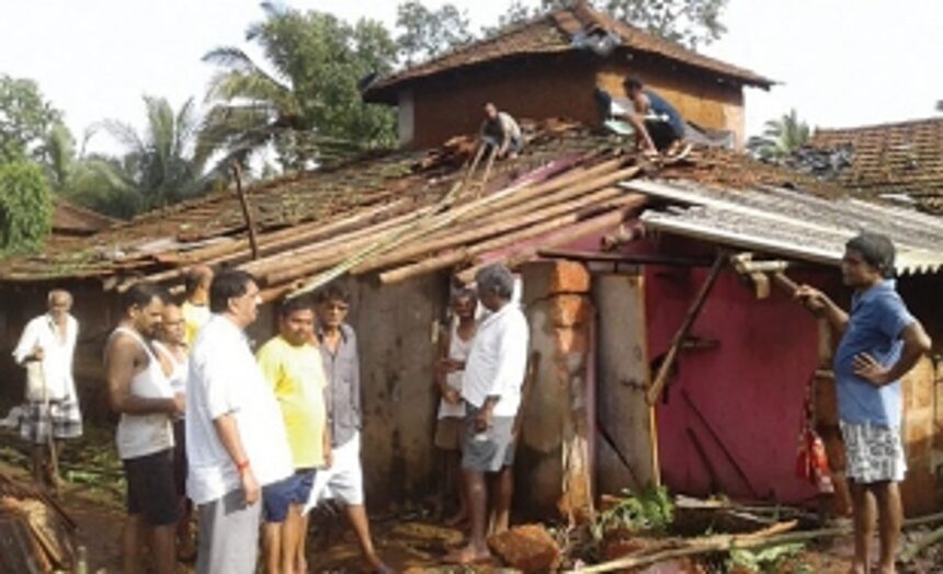 Speaker assures aid to families whose houses damaged in rains