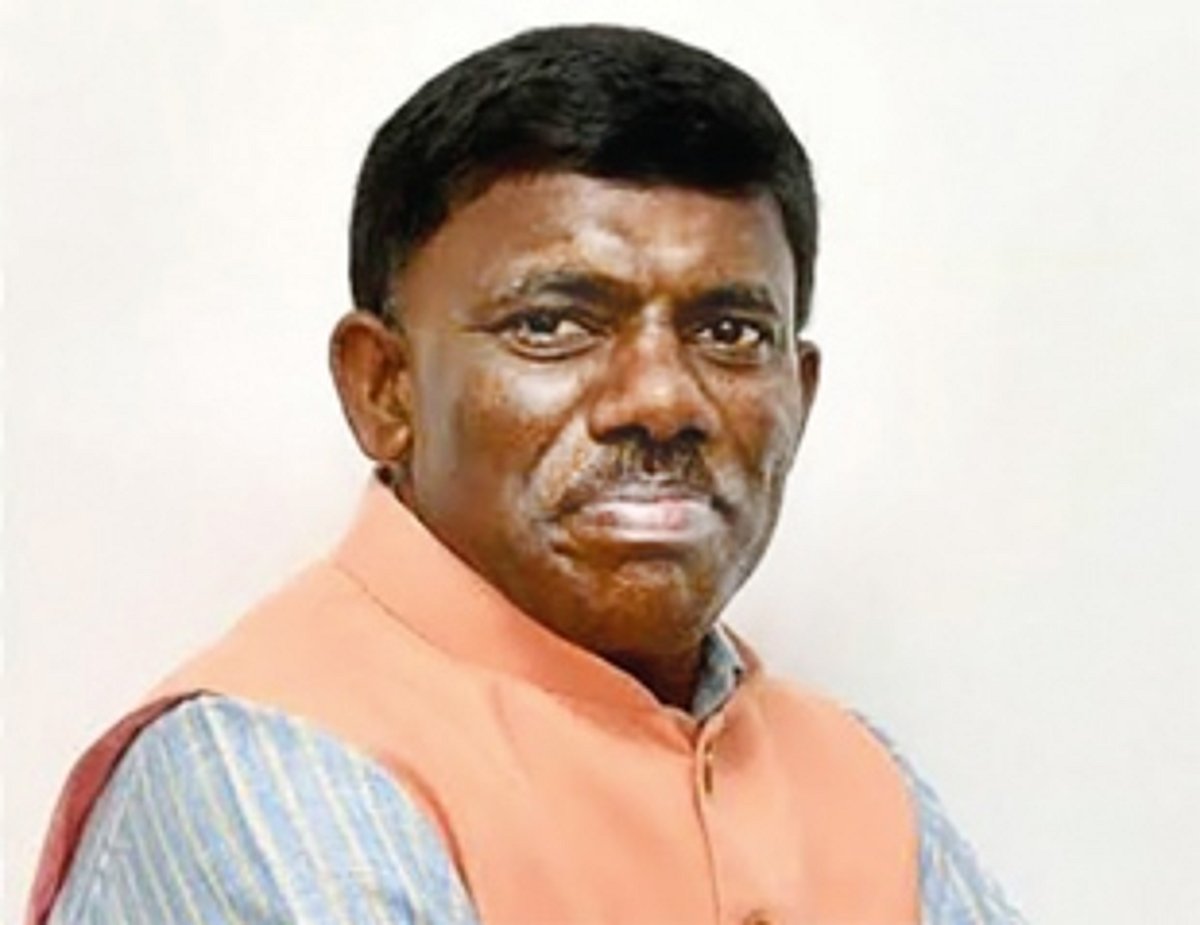 Speaker dismisses disqualification  petition against Lobo, Kamat