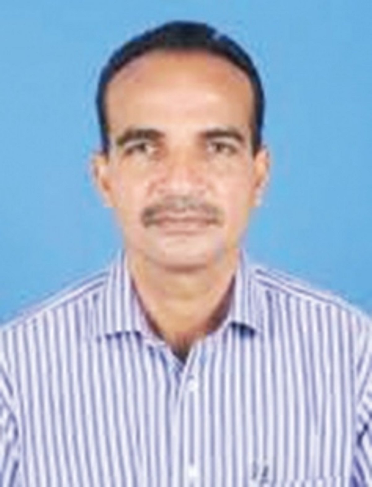 Speaker issues notices to 12 MLAs on disqualification petitions