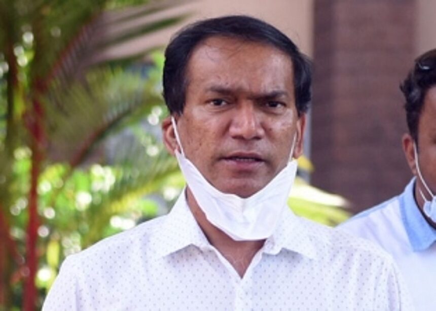 Speaker mocking SC by delaying disqualification order: State Cong Prez