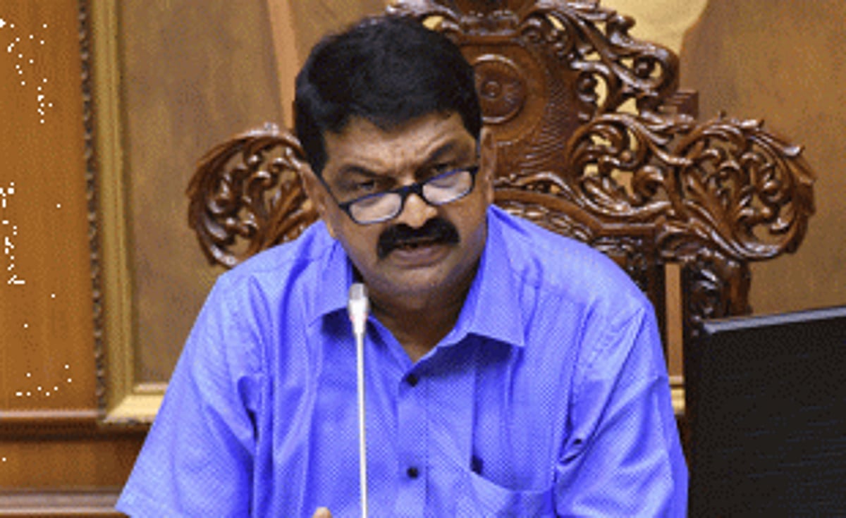 Speaker sets April 29 as  date for orders on  disqualification petitions