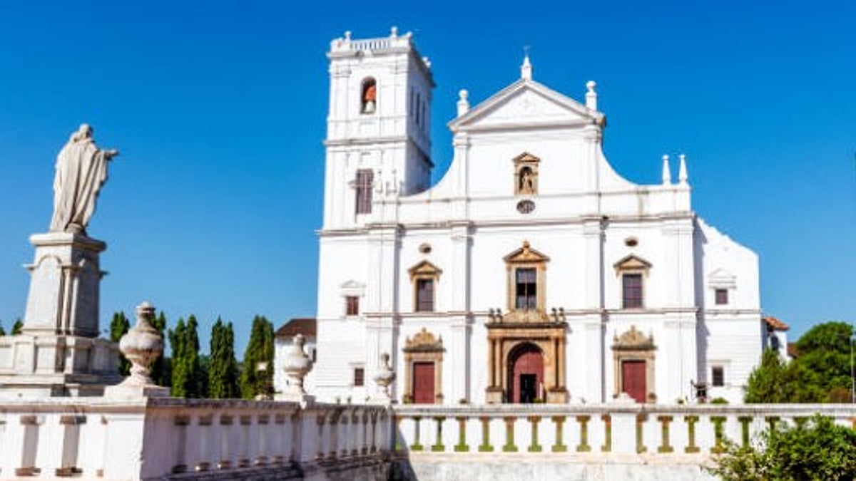 Special Mass Held at Se Cathedral in Old Goa in honour of  Pope Francis and his intentions